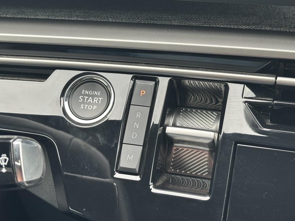 Peugeot 5008 Peugeot 5008 Hybrid 145 Allure | 7 Persoons | CarPlay |