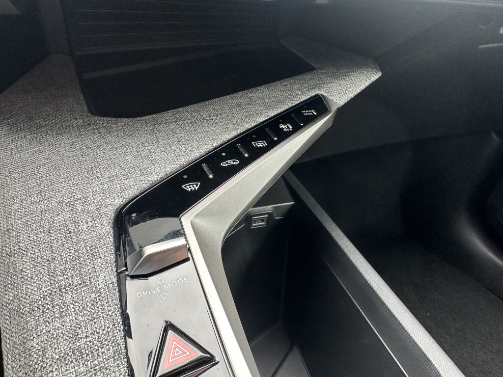 Peugeot 5008 Peugeot 5008 Hybrid 145 Allure | 7 Persoons | CarPlay |