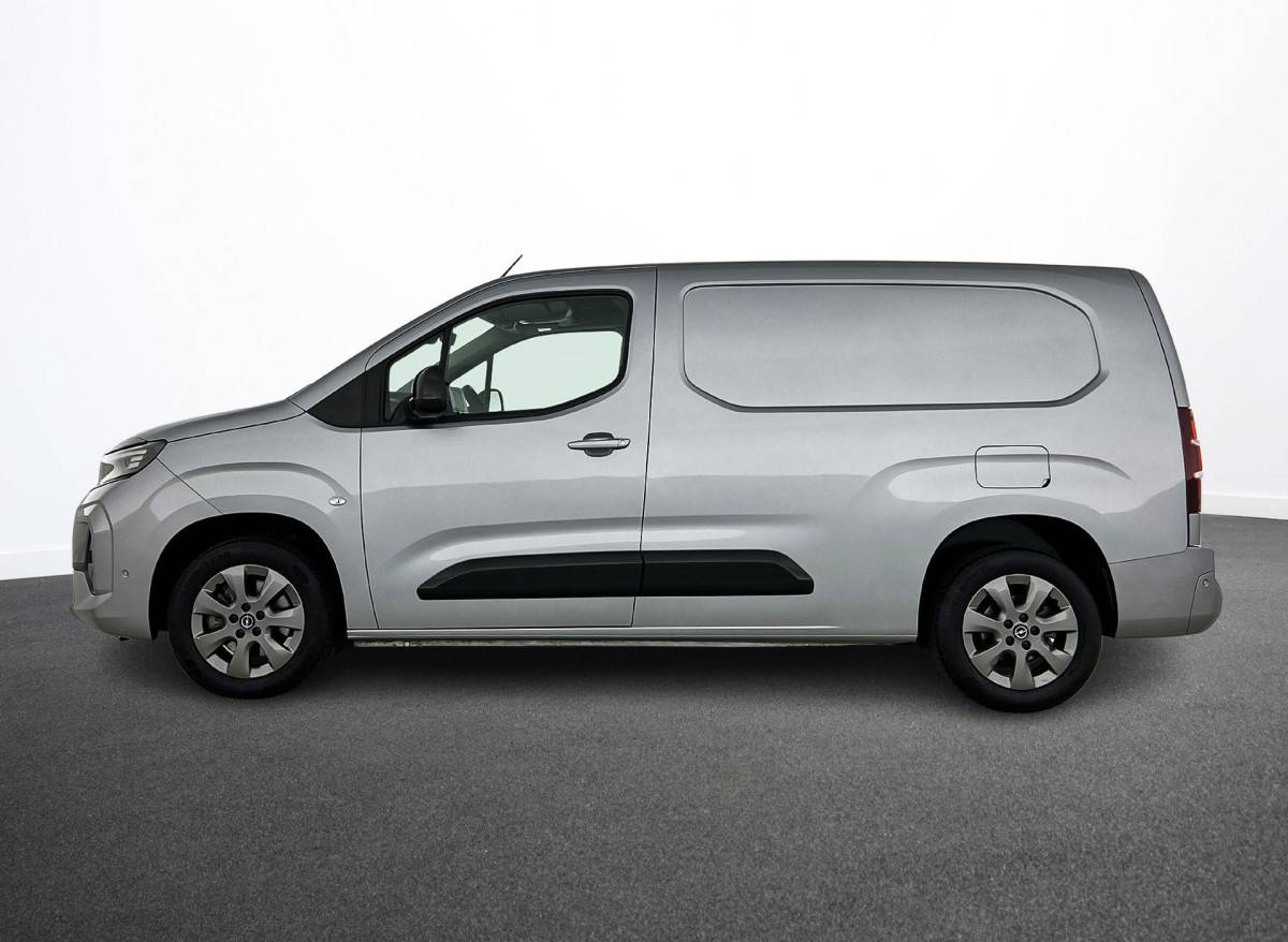 Opel Combo Opel Combo 1.5 BlueHDi 130PK L2 Automaat Apple Carplay / Android Auto Navigatie Trekhaak Airco Camera Cruise Control Parkeersensoren V+A DAB