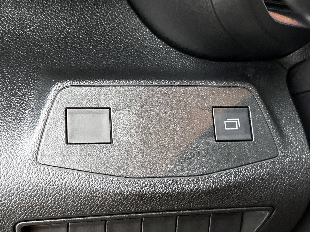 Opel Combo Opel Combo 1.5 BlueHDi 130PK L2 Automaat Apple Carplay / Android Auto Navigatie Trekhaak Airco Camera Cruise Control Parkeersensoren V+A DAB
