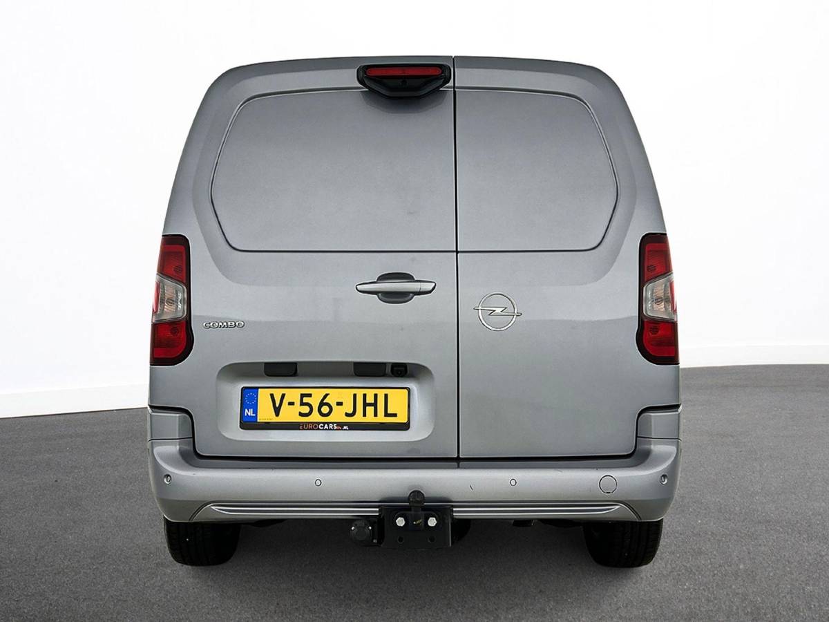 Opel Combo Opel Combo 1.5 BlueHDi 130PK L2 Automaat Apple Carplay / Android Auto Navigatie Trekhaak Airco Camera Cruise Control Parkeersensoren V+A DAB