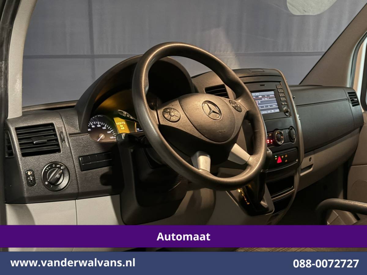 Mercedes-Benz Sprinter Mercedes-Benz Sprinter 314 CDI 143pk Automaat L2H2 Euro6 Airco | Camera | Navigatie | 2800kg Trekhaak | Imperiaal Cruisecontrol, Trap, Bijrijdersbank