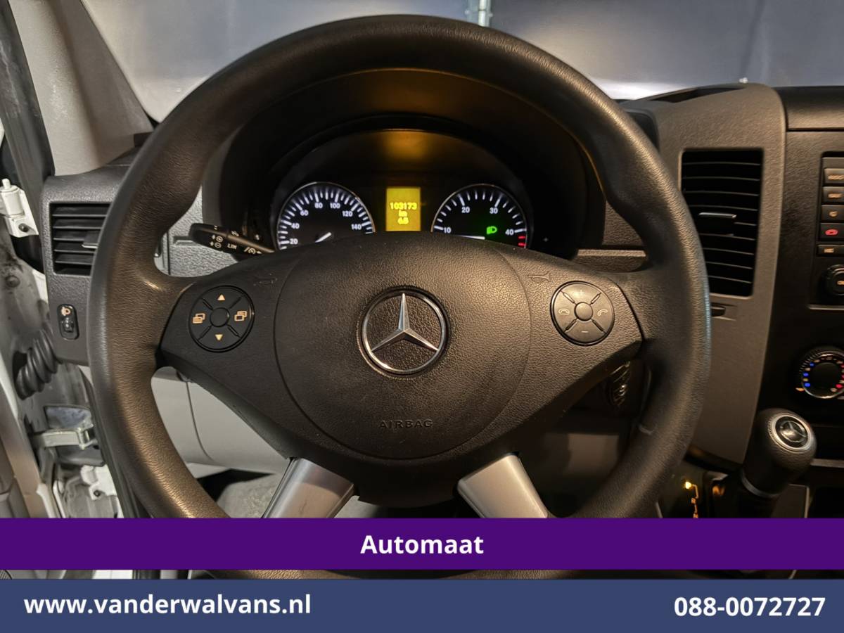 Mercedes-Benz Sprinter Mercedes-Benz Sprinter 314 CDI 143pk Automaat L2H2 Euro6 Airco | Camera | Navigatie | 2800kg Trekhaak | Imperiaal Cruisecontrol, Trap, Bijrijdersbank
