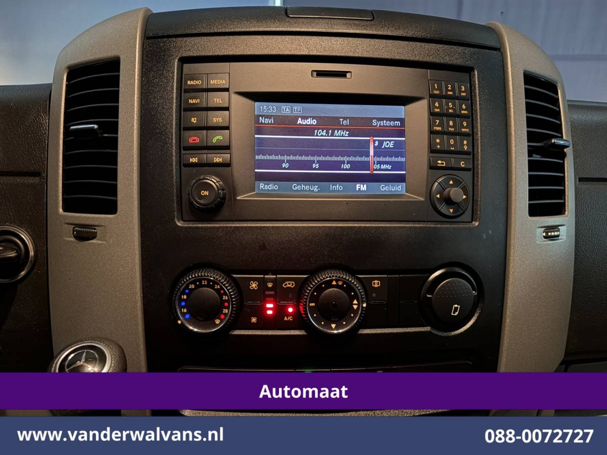 Mercedes-Benz Sprinter Mercedes-Benz Sprinter 314 CDI 143pk Automaat L2H2 Euro6 Airco | Camera | Navigatie | 2800kg Trekhaak | Imperiaal Cruisecontrol, Trap, Bijrijdersbank