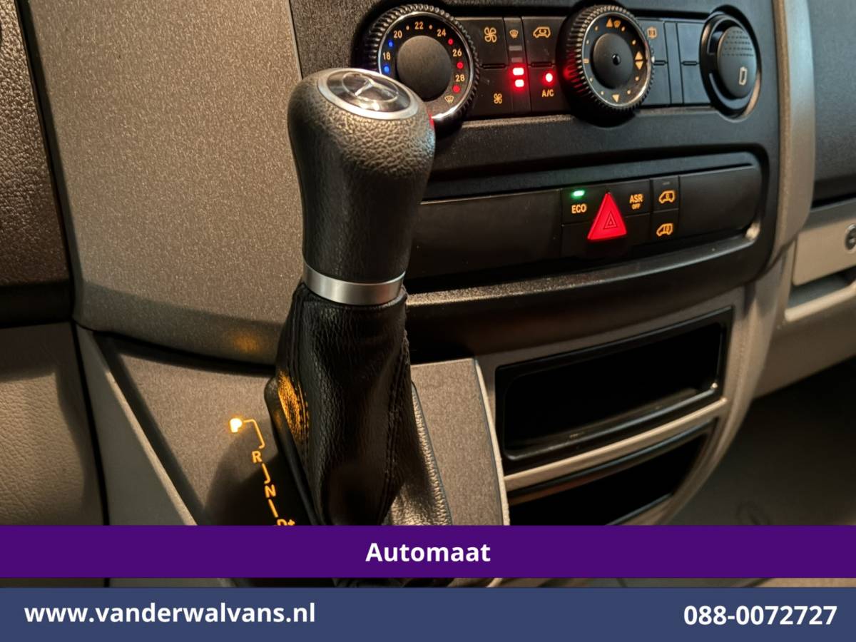 Mercedes-Benz Sprinter Mercedes-Benz Sprinter 314 CDI 143pk Automaat L2H2 Euro6 Airco | Camera | Navigatie | 2800kg Trekhaak | Imperiaal Cruisecontrol, Trap, Bijrijdersbank