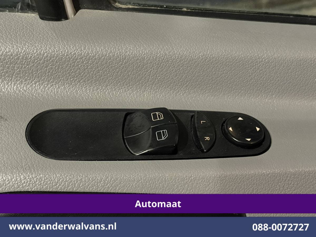 Mercedes-Benz Sprinter Mercedes-Benz Sprinter 314 CDI 143pk Automaat L2H2 Euro6 Airco | Camera | Navigatie | 2800kg Trekhaak | Imperiaal Cruisecontrol, Trap, Bijrijdersbank