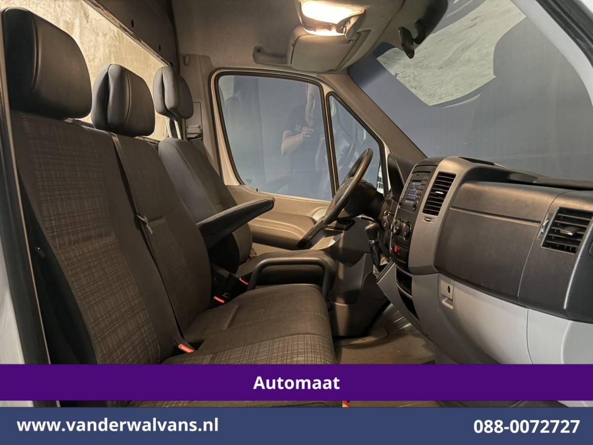 Mercedes-Benz Sprinter Mercedes-Benz Sprinter 314 CDI 143pk Automaat L2H2 Euro6 Airco | Camera | Navigatie | 2800kg Trekhaak | Imperiaal Cruisecontrol, Trap, Bijrijdersbank