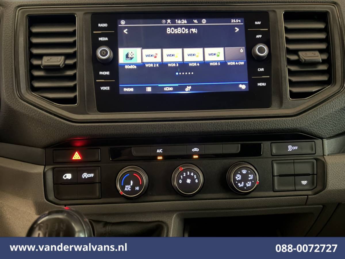 Volkswagen Crafter Volkswagen Crafter 2.0 TDI 141pk L3H3 L2H2 Euro6 Airco | Camera | Android Auto | Adaptieve Cruisecontrol 3000kg trekvermogen