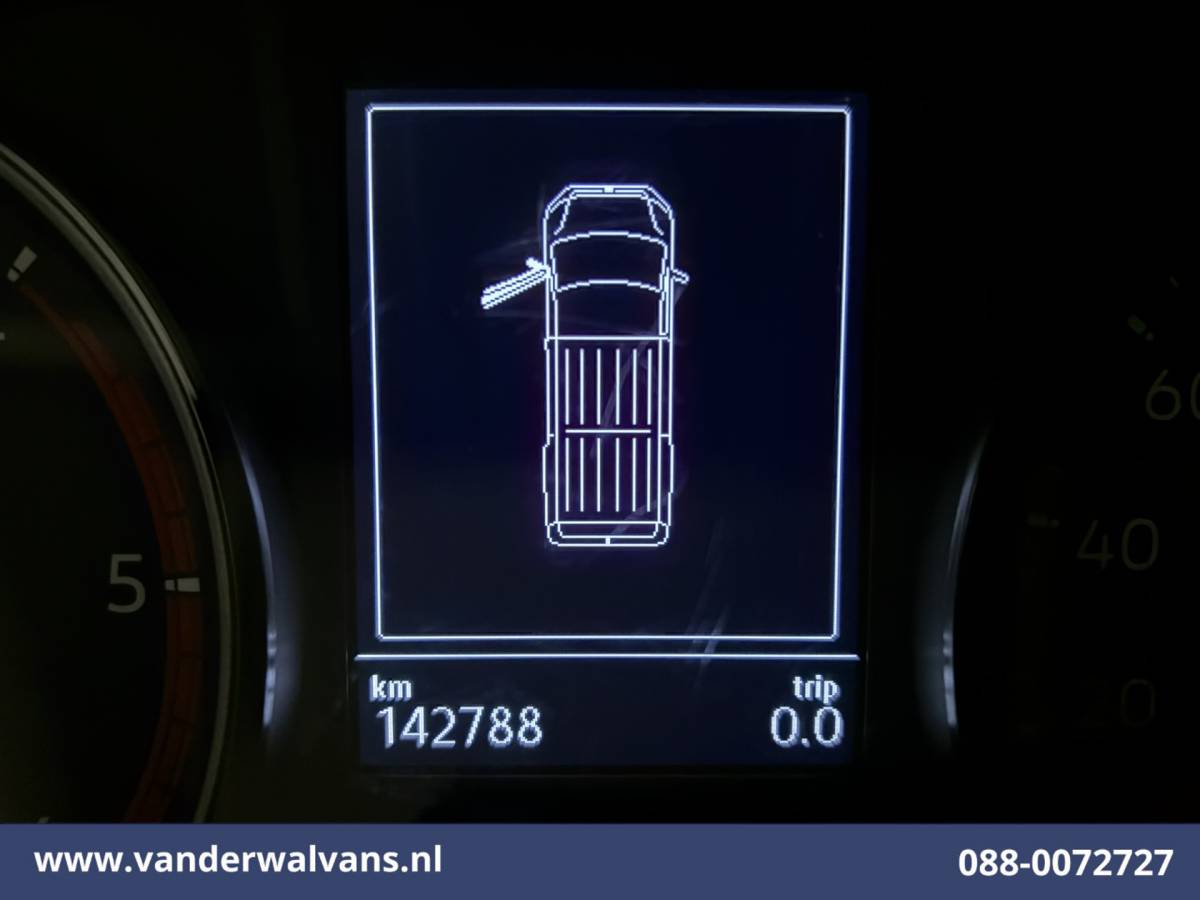 Volkswagen Crafter Volkswagen Crafter 2.0 TDI 141pk L3H3 L2H2 Euro6 Airco | Camera | Android Auto | Adaptieve Cruisecontrol 3000kg trekvermogen