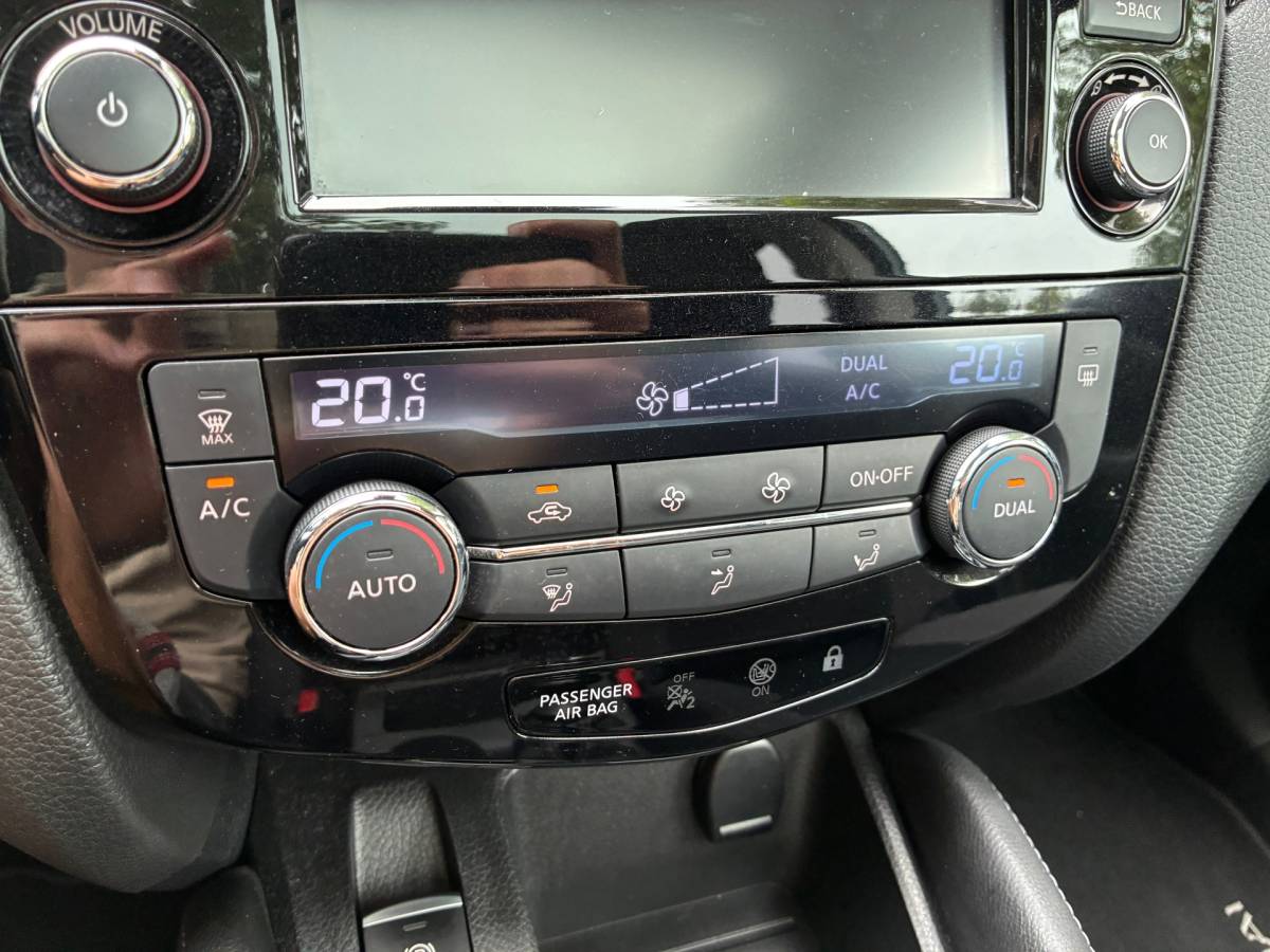 Nissan QASHQAI Nissan Qashqai 1.3 DIG-T N-Connecta | Navi + Clima + Cruise nu €10.975,-!!