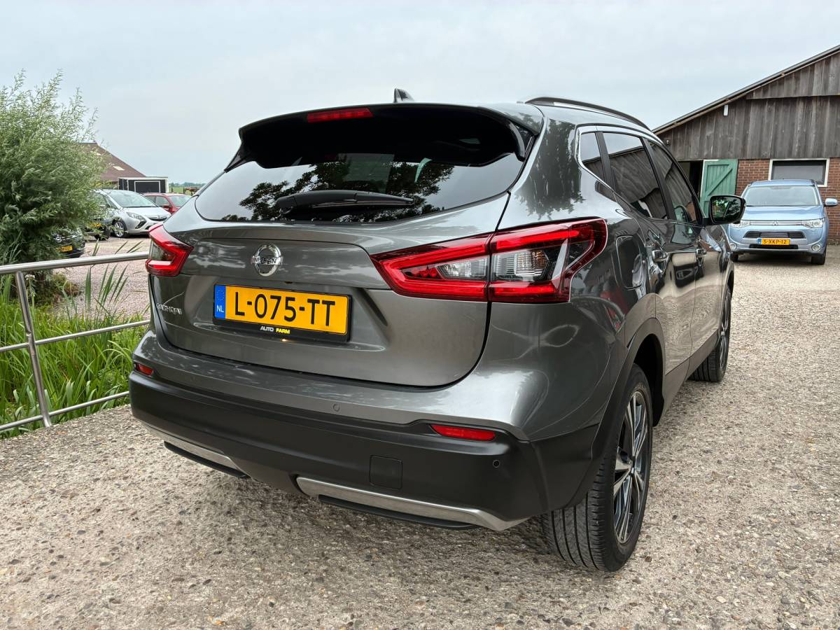 Nissan QASHQAI Nissan Qashqai 1.3 DIG-T N-Connecta | Navi + Clima + Cruise nu €10.975,-!!