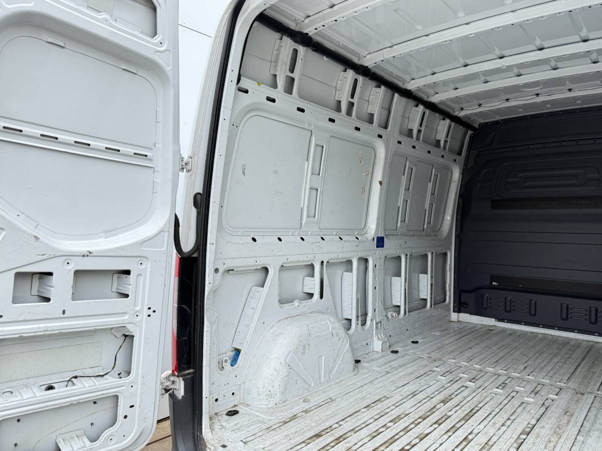 Mercedes-Benz eSprinter Mercedes-Benz eSprinter 312 55 kWh L2H2 Elektrisch 145km WLTP 80kw Snelladen Climate Control