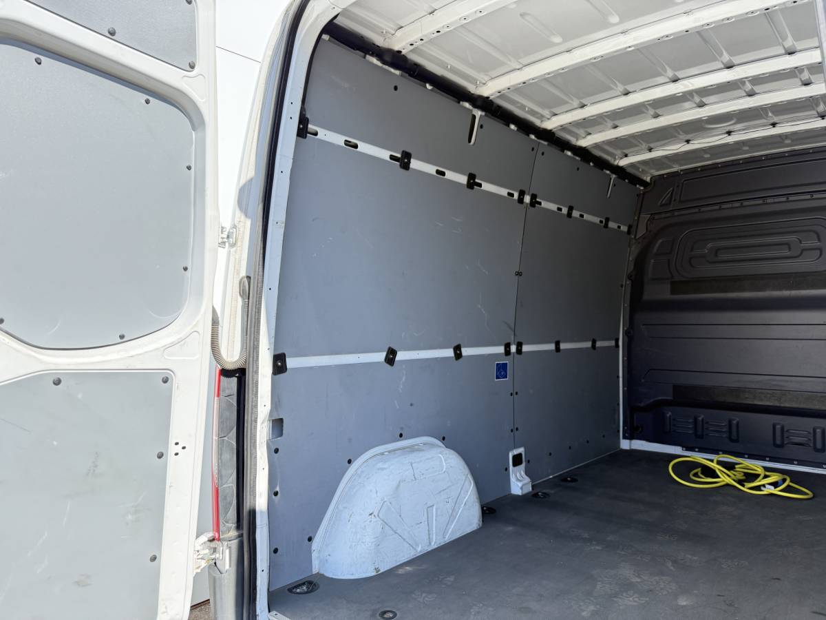 Mercedes-Benz eSprinter Mercedes-Benz eSprinter 312 55 kWh L2H2 Elektrisch 145km WLTP 92,5% (SOH) 80kw Snelladen Climate Control Camera