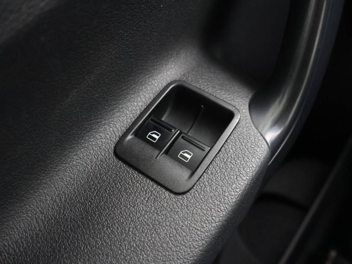 Volkswagen Caddy Volkswagen Caddy 2.0 TDI 110 PK 4MOTION + TREKHAAK 1500 KG | CRUISE CONTROL | LMV
