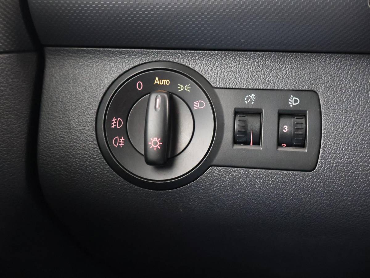 Volkswagen Caddy Volkswagen Caddy 2.0 TDI 110 PK 4MOTION + TREKHAAK 1500 KG | CRUISE CONTROL | LMV