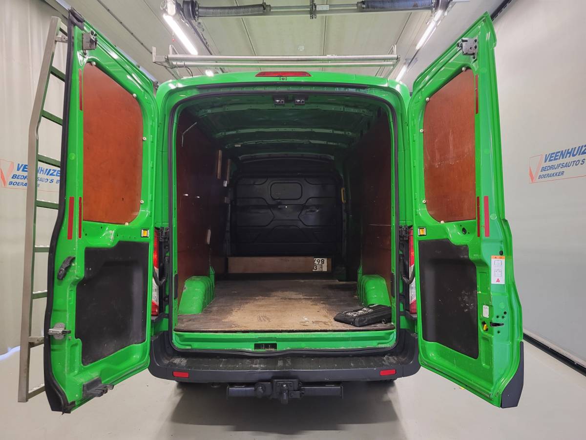 Ford Transit Ford Transit 2.2TDCI L3/H2 2800kg Trekgewicht Apk tot 16-12-2026!