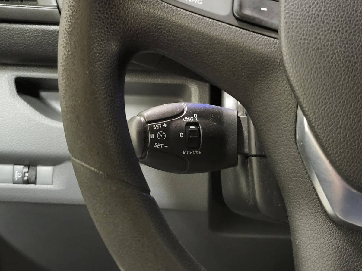 Opel Vivaro-e Opel Vivaro-e 50kWh L3/H1 217km Elektrisch!