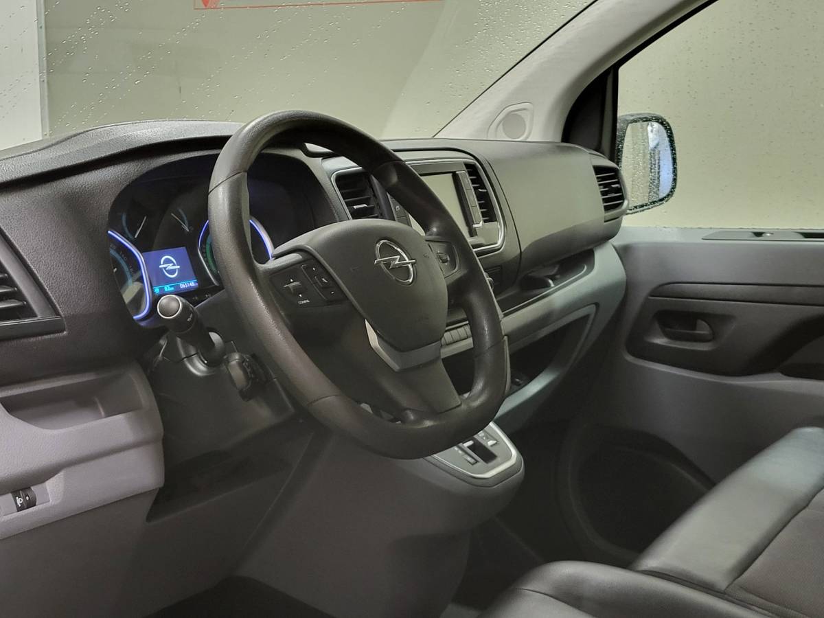 Opel Vivaro-e Opel Vivaro-e 50kWh L3/H1 217km Elektrisch!