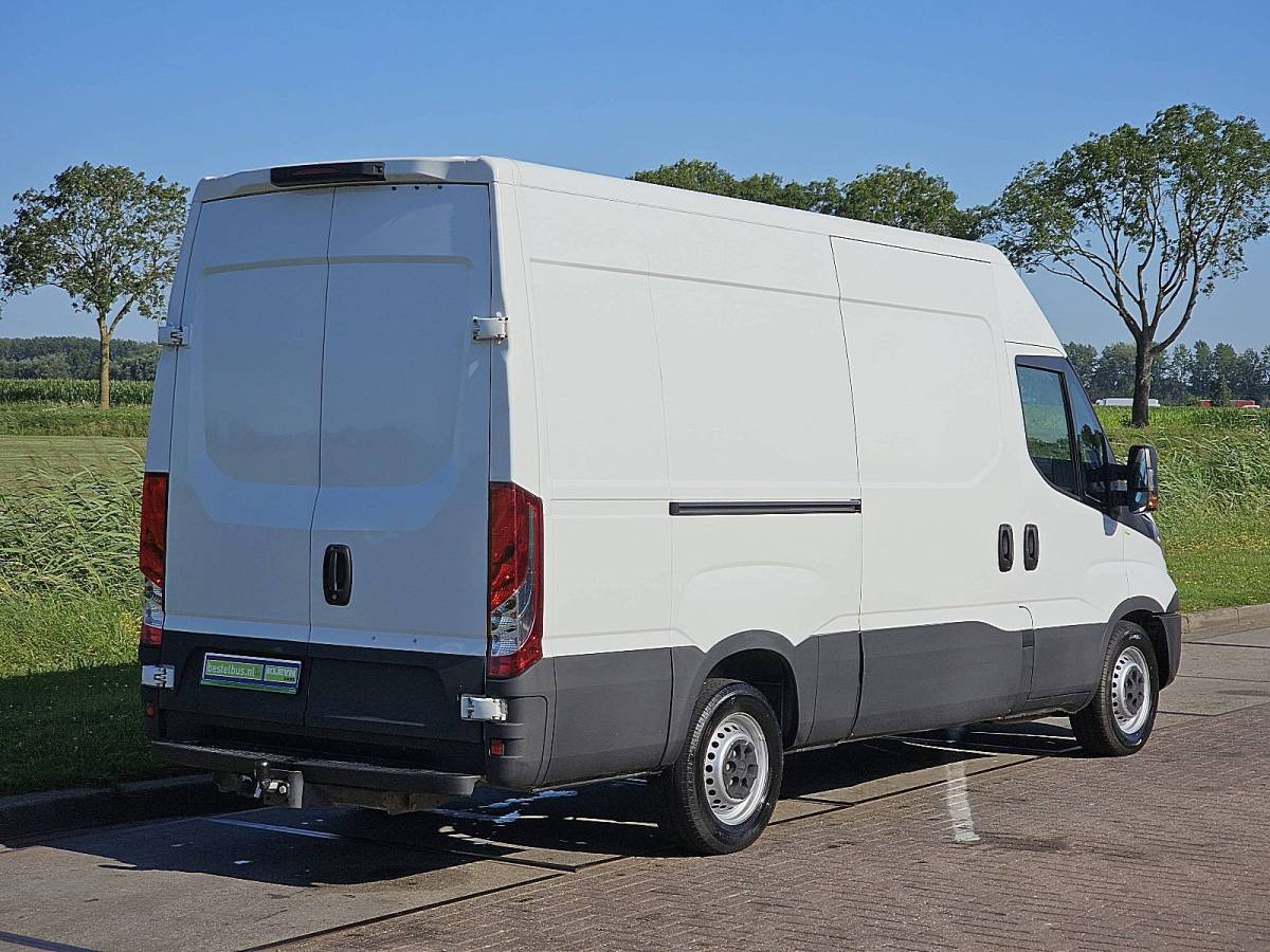 Iveco Daily IVECO DAILY 35S14       l2h2 airco euro6!