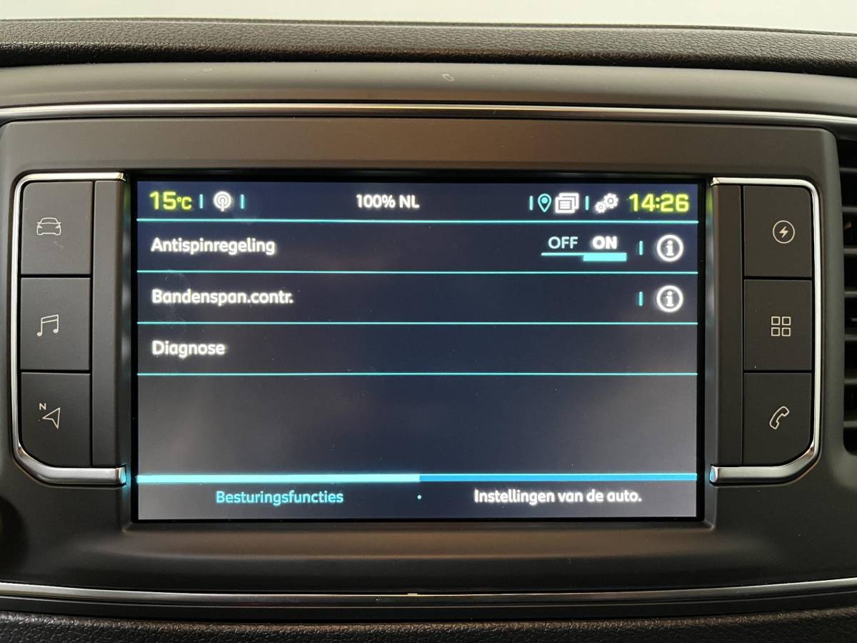 Peugeot e-Expert Peugeot e-Expert Long Premium 75 kWh 3-zits Automaat Airco Navigatie