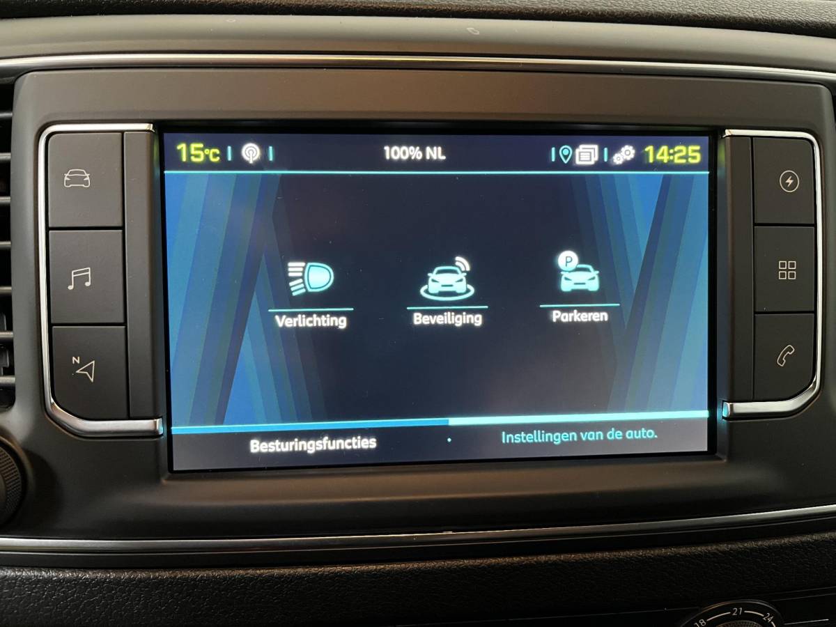 Peugeot e-Expert Peugeot e-Expert Long Premium 75 kWh 3-zits Automaat Airco Navigatie