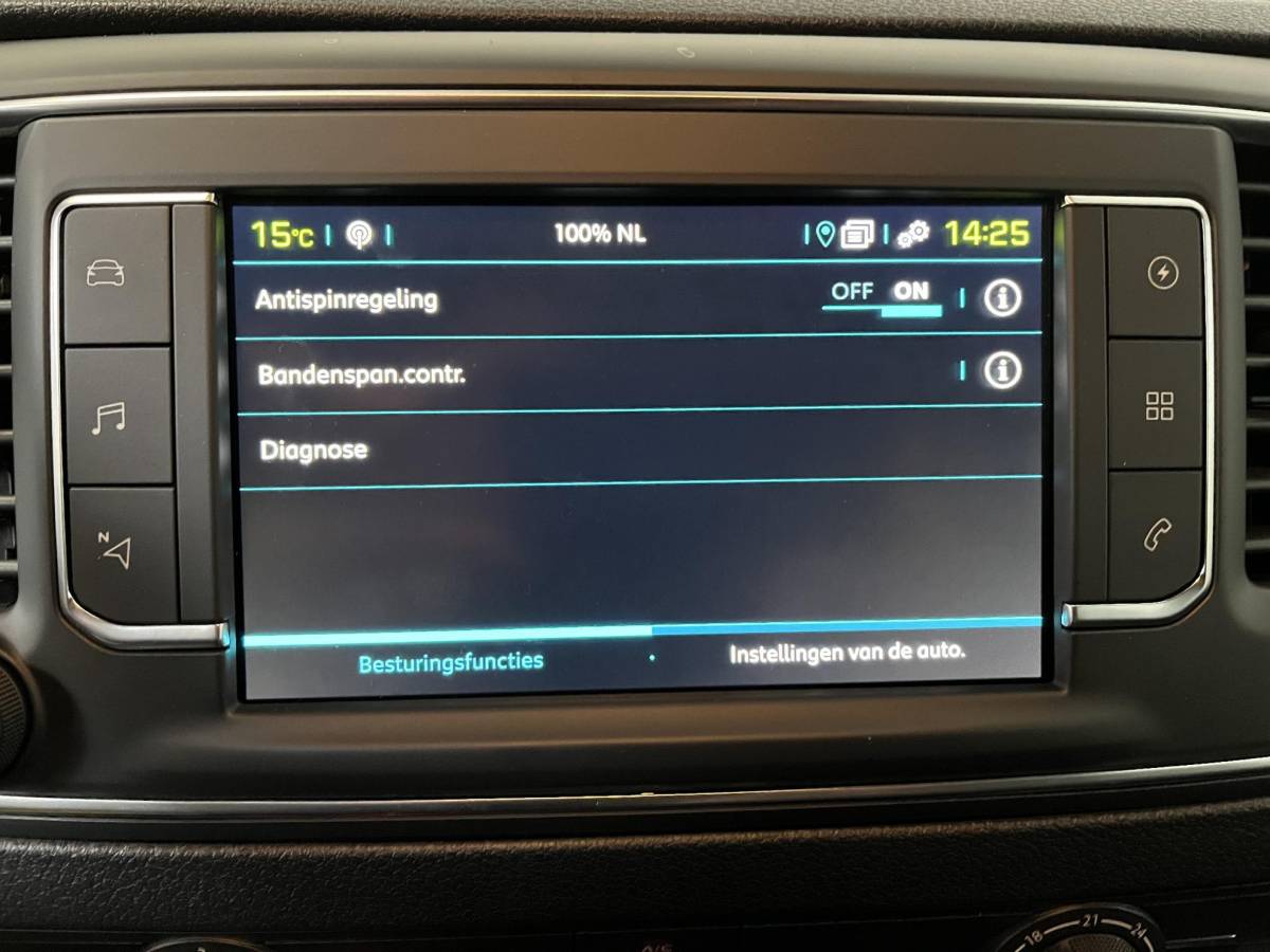 Peugeot e-Expert Peugeot e-Expert Long Premium 75 kWh 3-zits Automaat Airco Navigatie