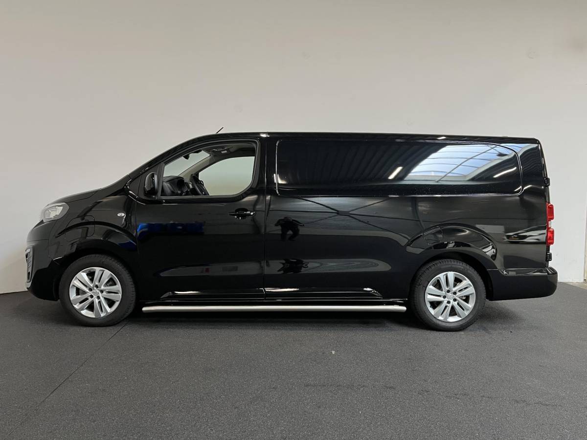 Peugeot e-Expert Peugeot e-Expert Long Premium 75 kWh 3-zits Automaat Airco Navigatie