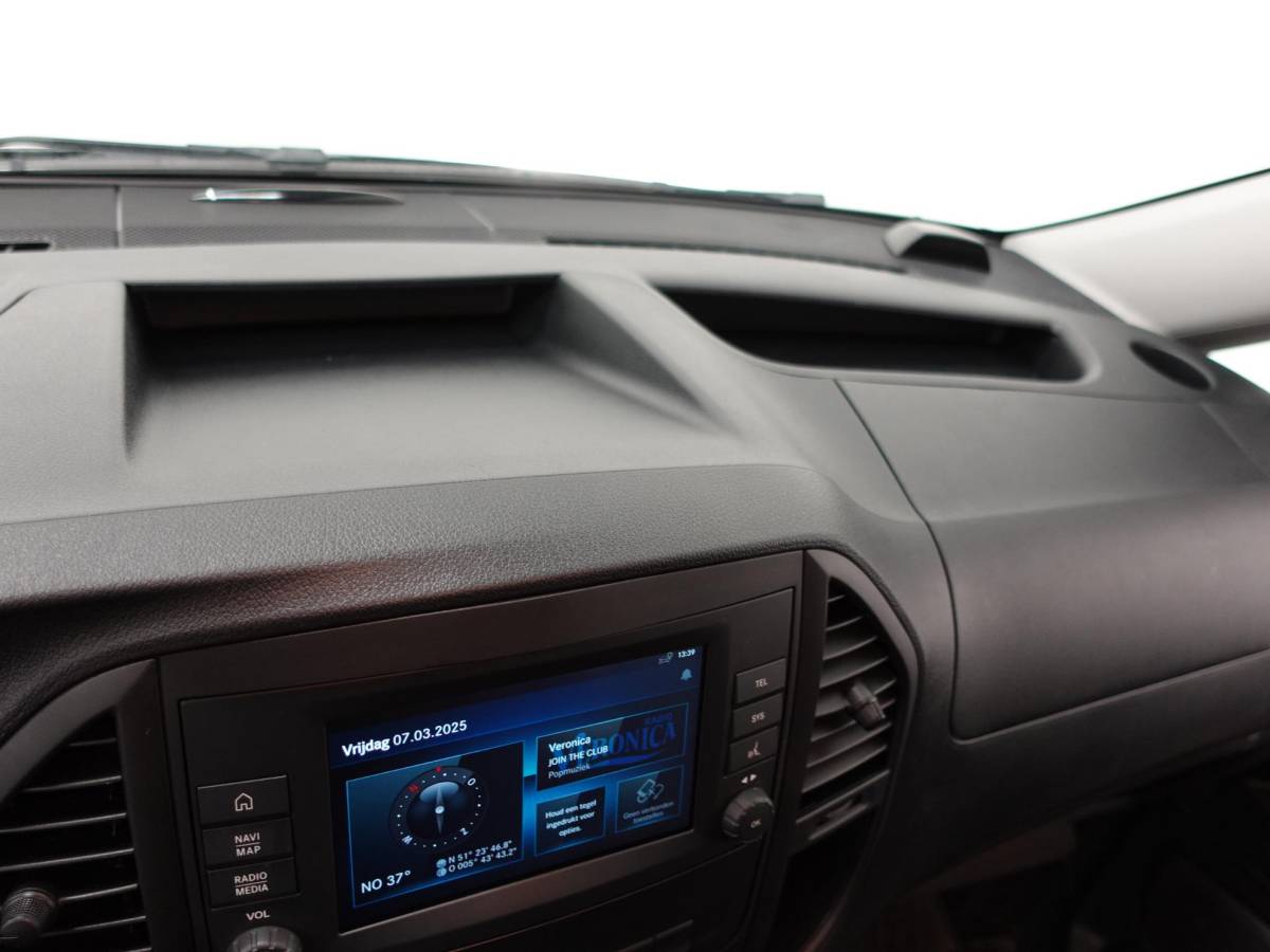 Mercedes-Benz Vito Mercedes-Benz Vito 114 CDI Lang Automaat Airco Bluetooth Camera Trekhaak Navigatie Cruise Control Carplay