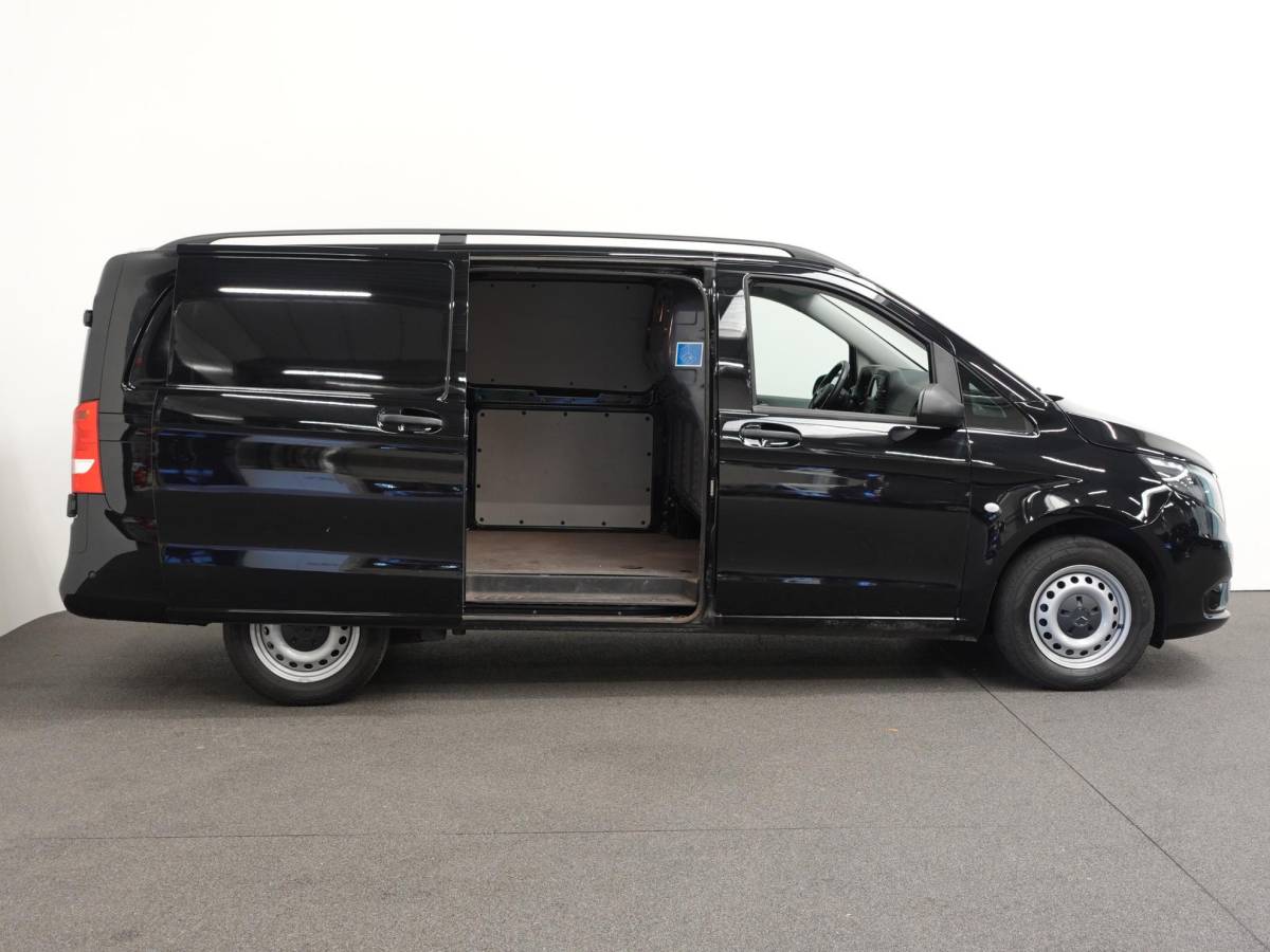 Mercedes-Benz Vito Mercedes-Benz Vito 114 CDI Lang Automaat Airco Bluetooth Camera Trekhaak Navigatie Cruise Control Carplay
