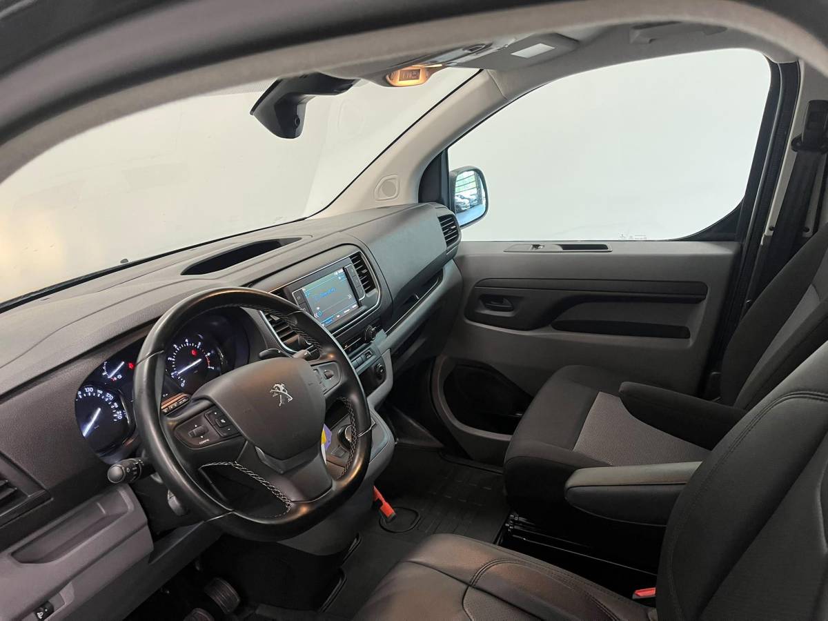 Peugeot Expert Peugeot Expert 2.0 BlueHDI 145 Standard Premium Airco Navi Cruise Control Sidebars PDC VA + Camera DAB+