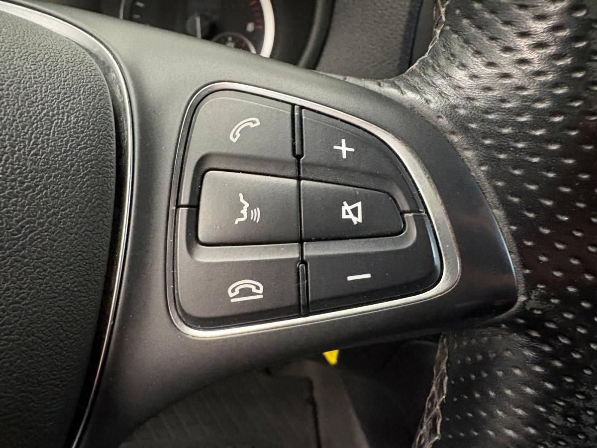 Mercedes-Benz Vito Mercedes-Benz Vito 110 CDI Lang Airco Bluetooth App-connect trekhaak