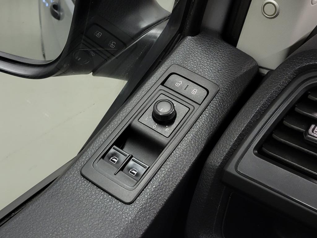 Volkswagen Transporter Volkswagen Transporter 2.0TSI 150pk MARGE! L2/H1 Trekhaak Benzine!