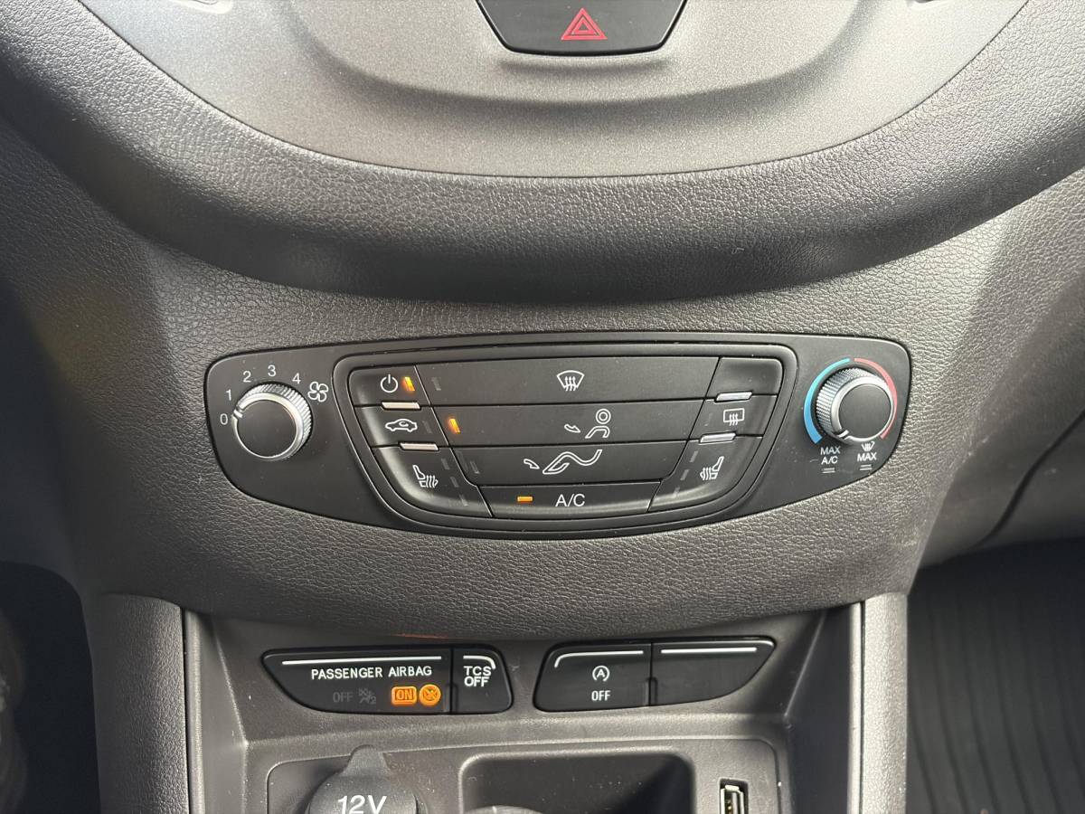 Ford Transit Courier Ford Transit Courier 1.0 Trend EcoBoost S&S | 30.600 KM | Airco | Navigatie | Cruise Control