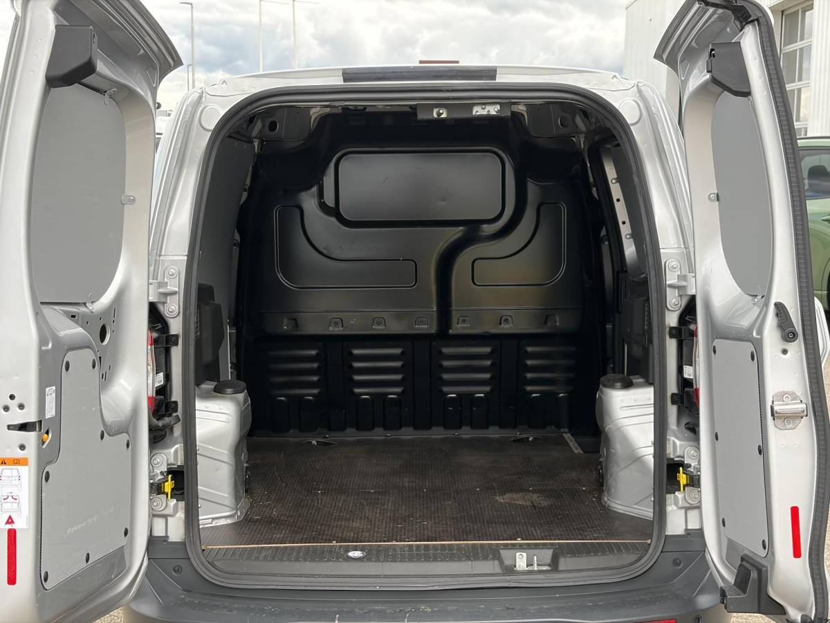 Ford Transit Courier Ford Transit Courier 1.0 Trend EcoBoost S&S | 30.600 KM | Airco | Navigatie | Cruise Control