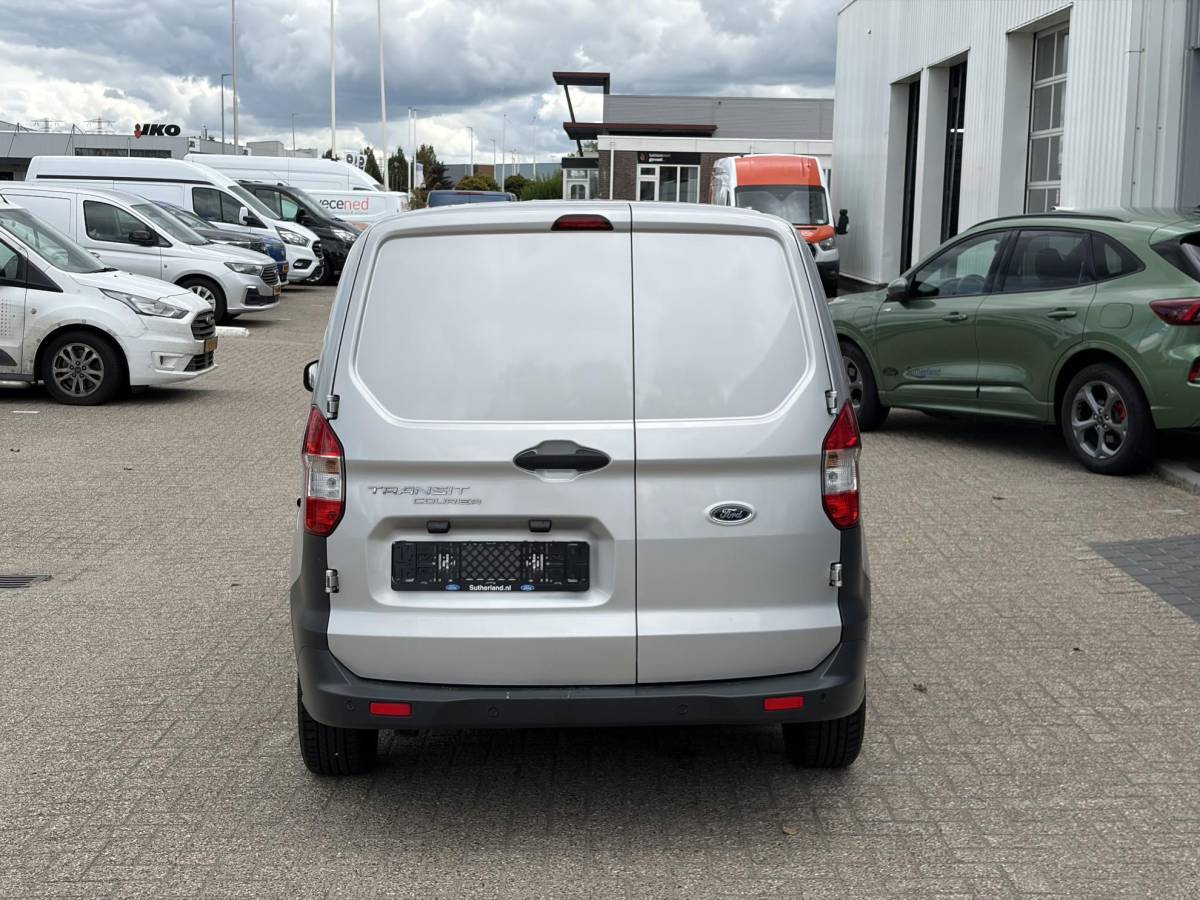 Ford Transit Courier Ford Transit Courier 1.0 Trend EcoBoost S&S | 30.600 KM | Airco | Navigatie | Cruise Control
