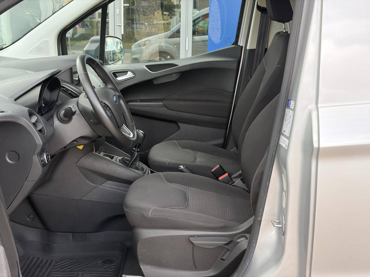 Ford Transit Courier Ford Transit Courier 1.0 Trend EcoBoost S&S | 30.600 KM | Airco | Navigatie | Cruise Control