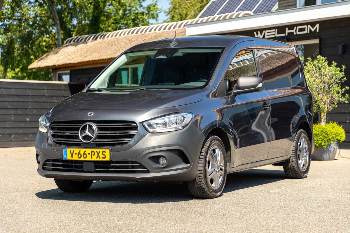Mercedes-Benz Citan Mercedes-Benz CITAN 110 CDI L1 Pro Automaat I Trekhaak I Airco I Cruise I CarPlay I Android I Camera I Stoelverwarming I 3 Zits