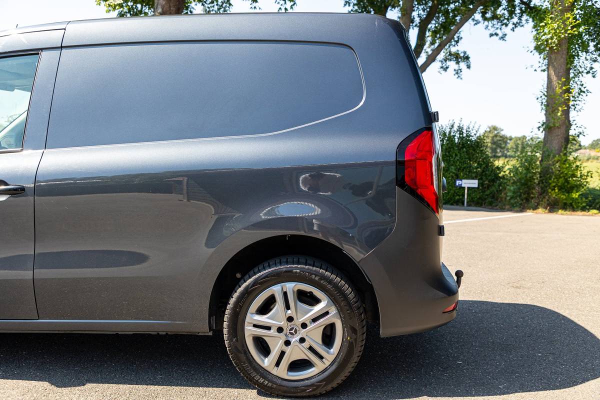 Mercedes-Benz Citan Mercedes-Benz CITAN 110 CDI L1 Pro Automaat I Trekhaak I Airco I Cruise I CarPlay I Android I Camera I Stoelverwarming I 3 Zits