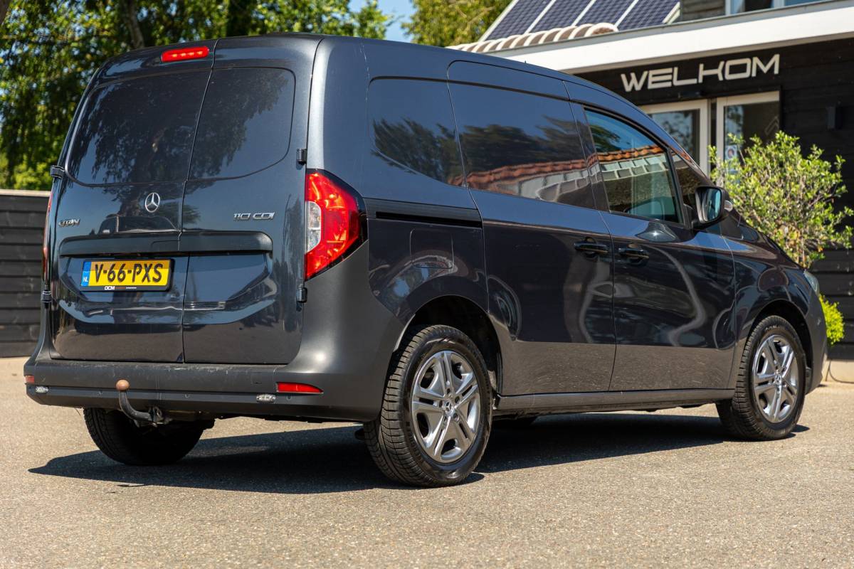 Mercedes-Benz Citan Mercedes-Benz CITAN 110 CDI L1 Pro Automaat I Trekhaak I Airco I Cruise I CarPlay I Android I Camera I Stoelverwarming I 3 Zits