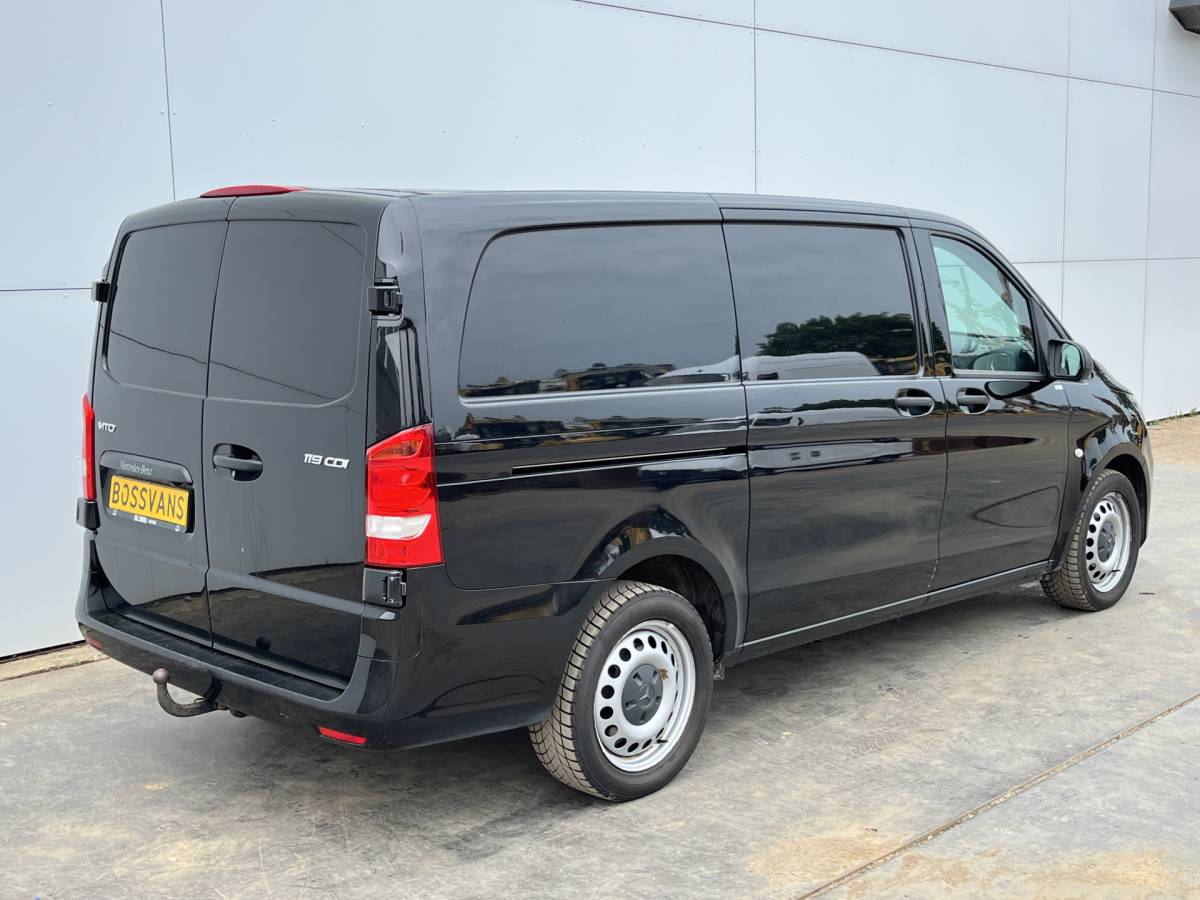 Mercedes-Benz Vito Mercedes-Benz Vito 119 1.9 CDI 190pk Automaat L2H1 9G-Tronic Climate Control Adaptieve Cruise Control Trekhaak Navigatie Camera Stoelverwarming