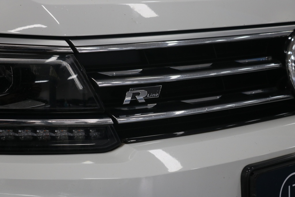 Volkswagen Tiguan Volkswagen TIGUAN 2.0 TDI Highline (Automaat) (Grijs kenteken)