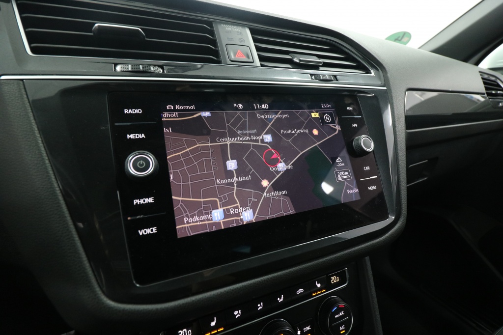 Volkswagen Tiguan Volkswagen TIGUAN 2.0 TDI Highline (Automaat) (Grijs kenteken)