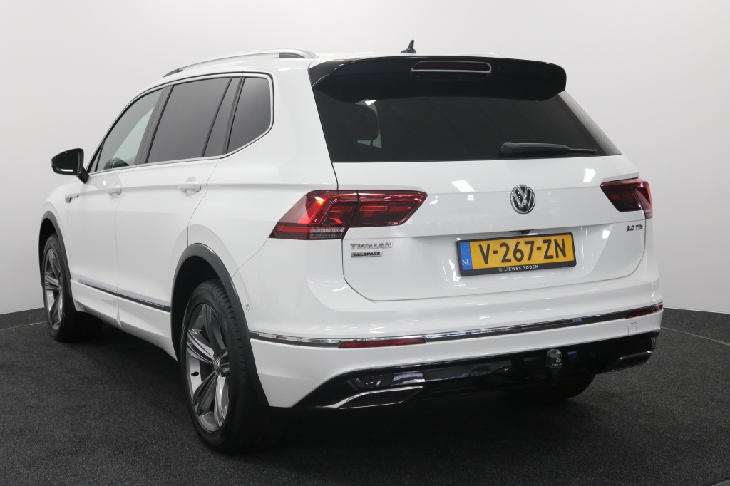 Volkswagen Tiguan Volkswagen TIGUAN 2.0 TDI Highline (Automaat) (Grijs kenteken)