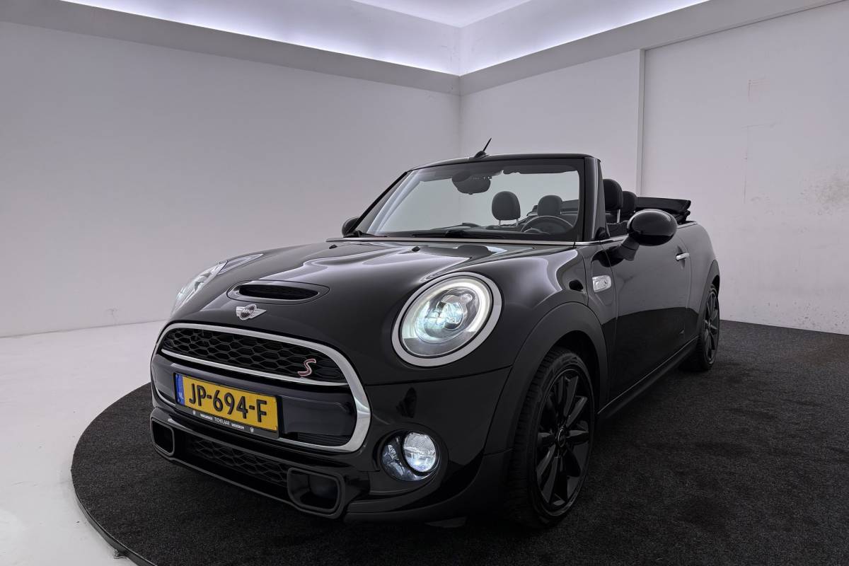 MINI Cooper S Cabrio Mini Cabrio 2.0 Cooper S Serious Business | Keyless Entry/Start | Leer | Sportstoelen | Org NL | Breed Navi |