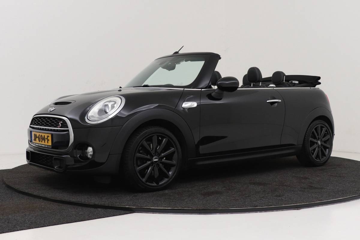 MINI Cooper S Cabrio Mini Cabrio 2.0 Cooper S Serious Business | Keyless Entry/Start | Leer | Sportstoelen | Org NL | Breed Navi |