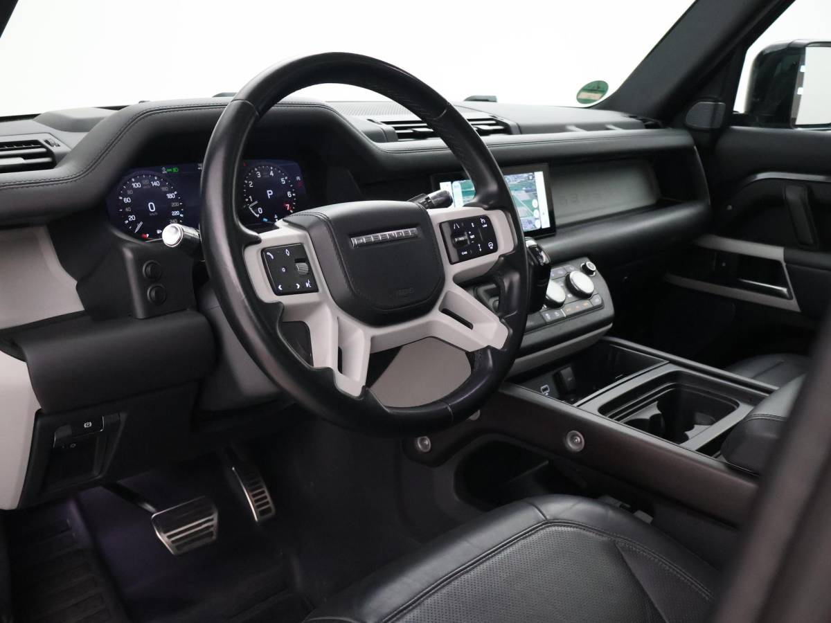 Land Rover Defender Land Rover Defender 3.0 P400 6-CILINDER BENZINE GRIJS KENTEKEN HSE + PANORAMA | HEAD-UP | TREKHAAK | 360 CAMERA