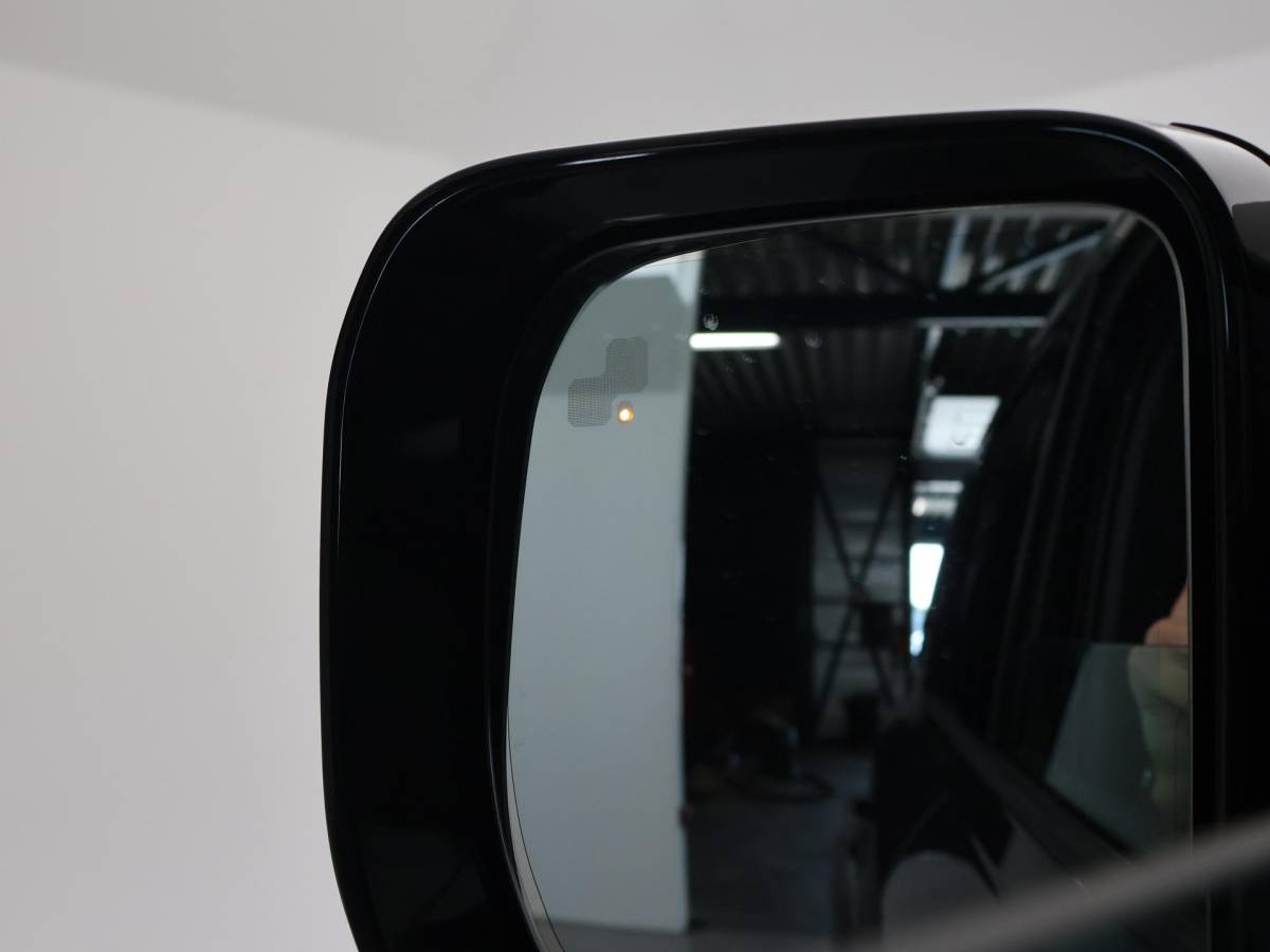 Land Rover Defender Land Rover Defender 3.0 P400 6-CILINDER BENZINE GRIJS KENTEKEN HSE + PANORAMA | HEAD-UP | TREKHAAK | 360 CAMERA