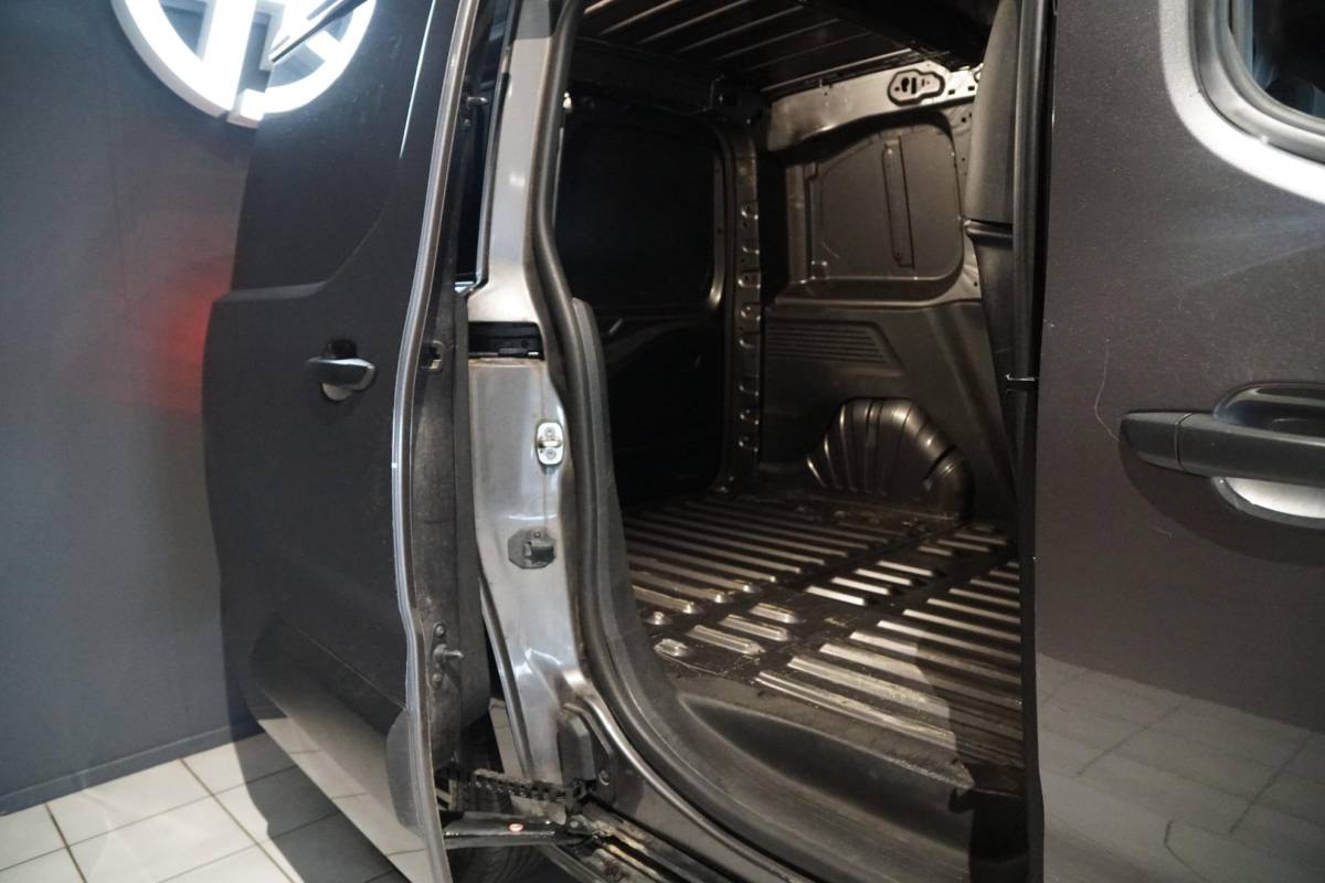 Citroën Berlingo Citroen Berlingo 1.5 BlueHDI Control + NAP / IMPERIAAL / BLUETOOTH