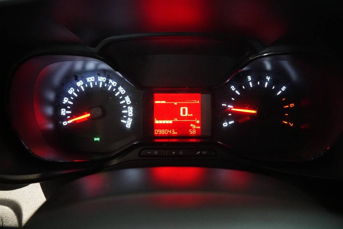 Citroën Berlingo Citroen Berlingo 1.5 BlueHDI Control + NAP / IMPERIAAL / BLUETOOTH