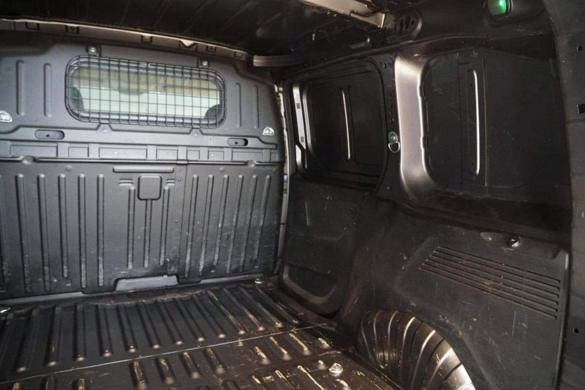Citroën Berlingo Citroen Berlingo 1.5 BlueHDI Control + NAP / IMPERIAAL / BLUETOOTH